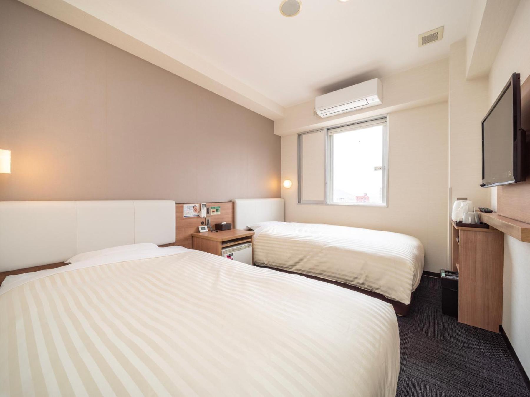 Super Hotel Yamaguchi Yuda Onsen Extérieur photo